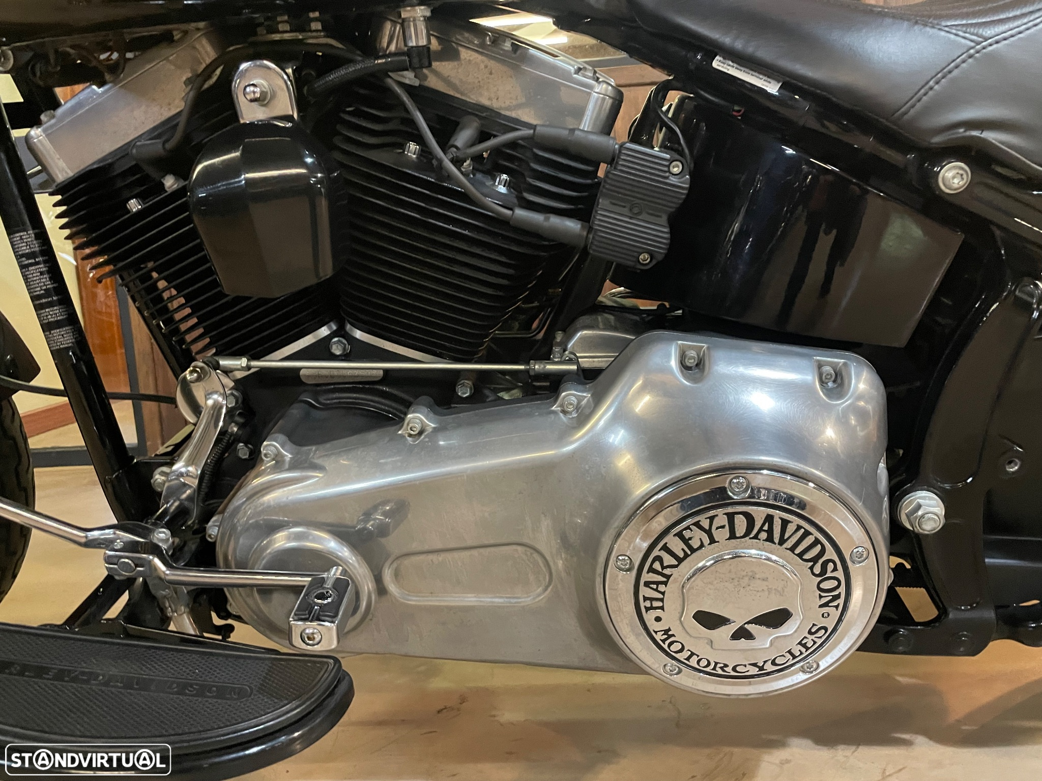 Harley-Davidson FL Softail Slim - 8