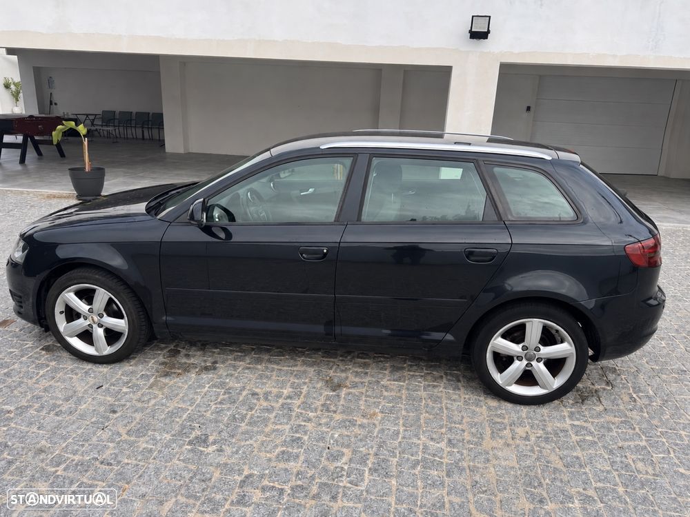 Audi A3 Sportback 1.6 TDI Attraction - 3