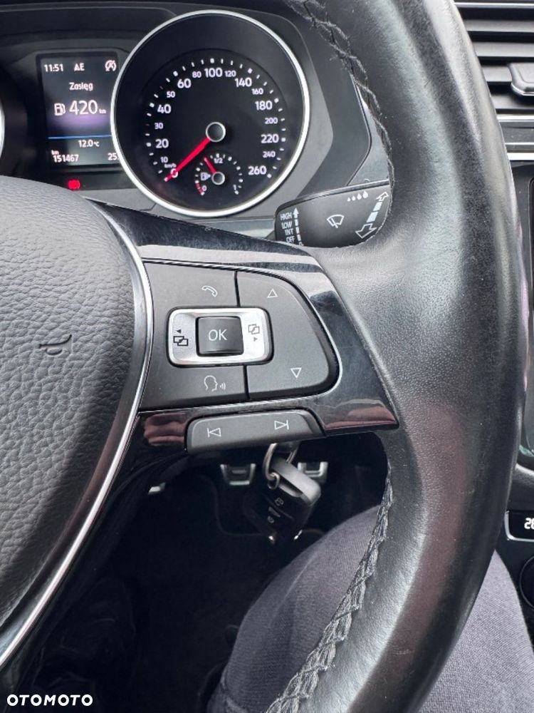 Volkswagen Tiguan - 39