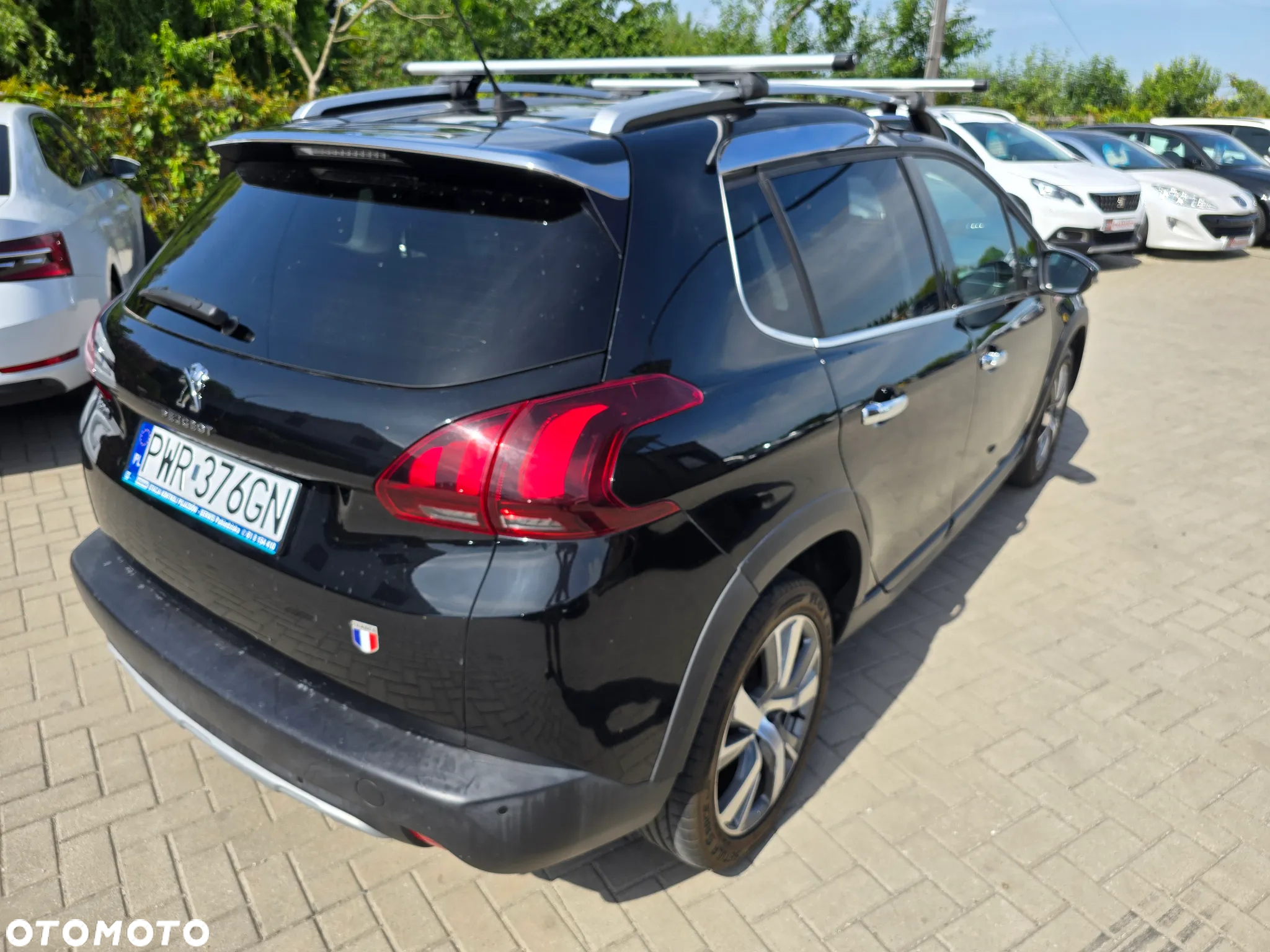 Peugeot 2008 - 4