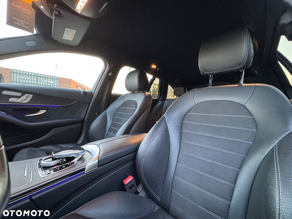 Mercedes-Benz Klasa C 300 e 9G-TRONIC AMG Line - 37