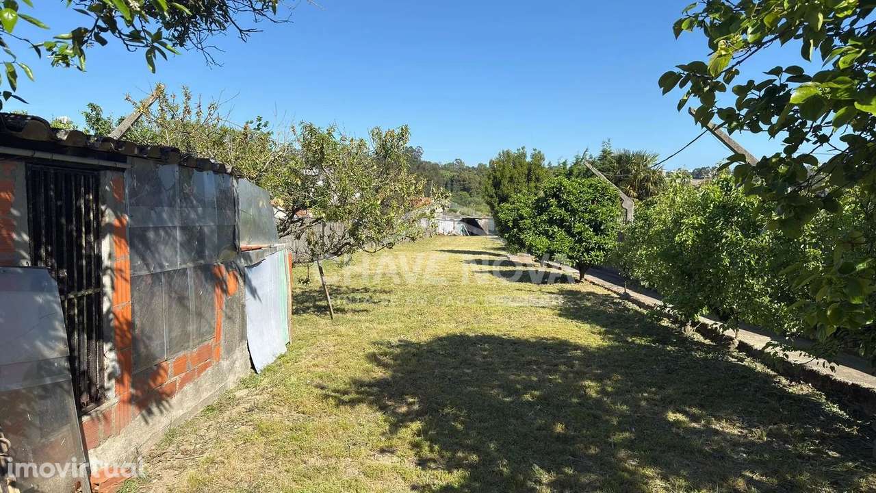 Moradia com 2 Habitações em Canidelo – T3 + T1 com Terreno - Grande imagem: 3/27