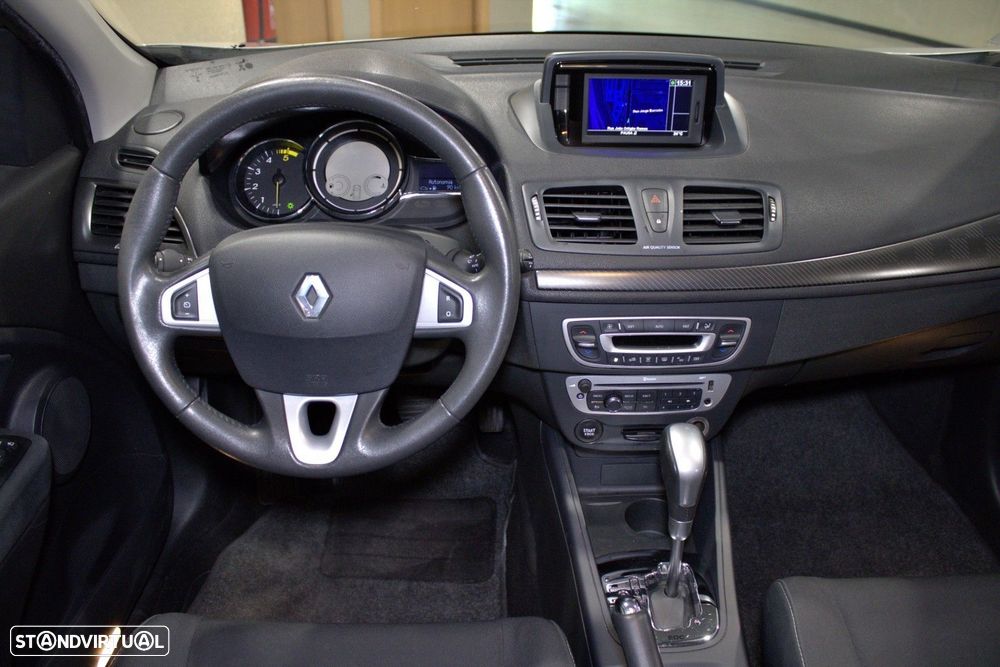 Renault Mégane 1.5 dCi Dynamique S EDC — fotografia 3