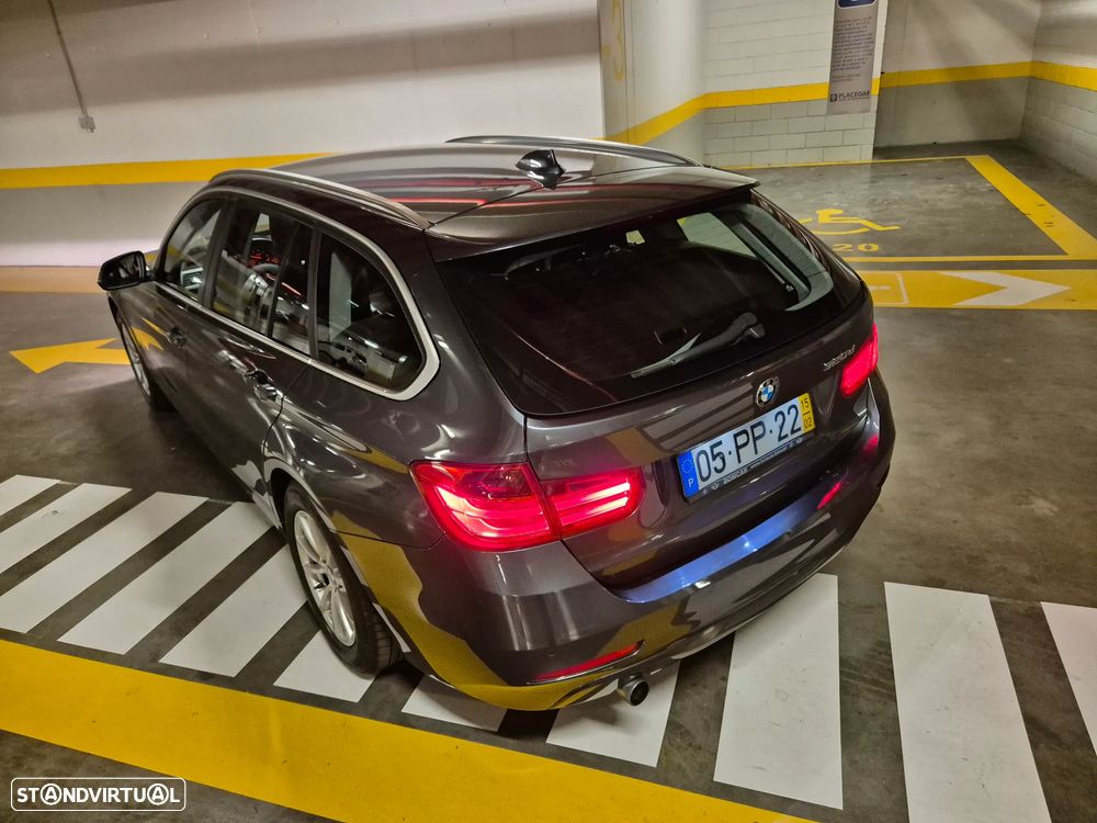 BMW 320 d Touring Line Modern - 16