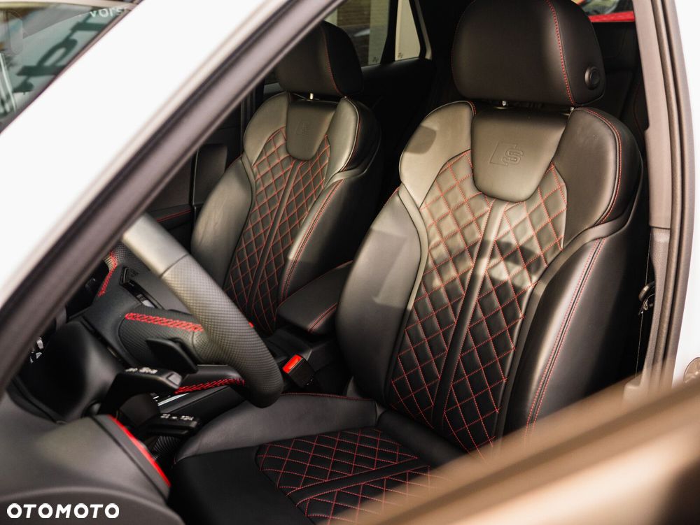 Audi SQ2 - 21