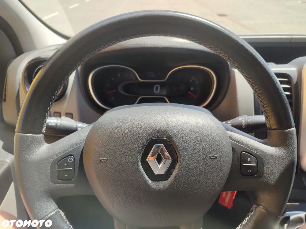 Renault Trafic - 8
