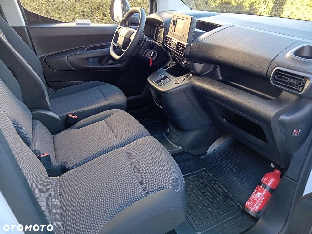 Toyota PROACE CITY - 7