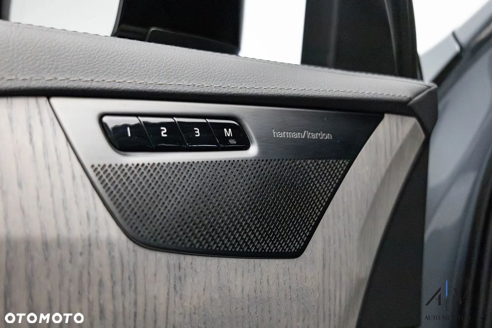 Volvo XC 90 B6 B AWD Ultimate Dark 7os - 23
