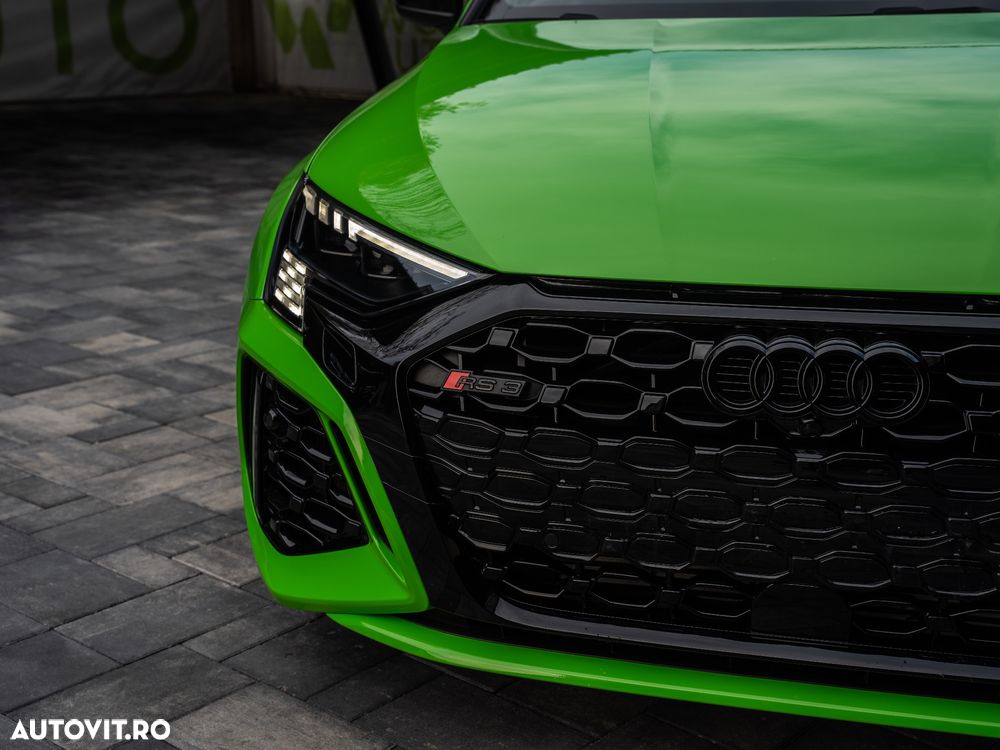 Audi RS3 TFSI quattro S tronic - 4