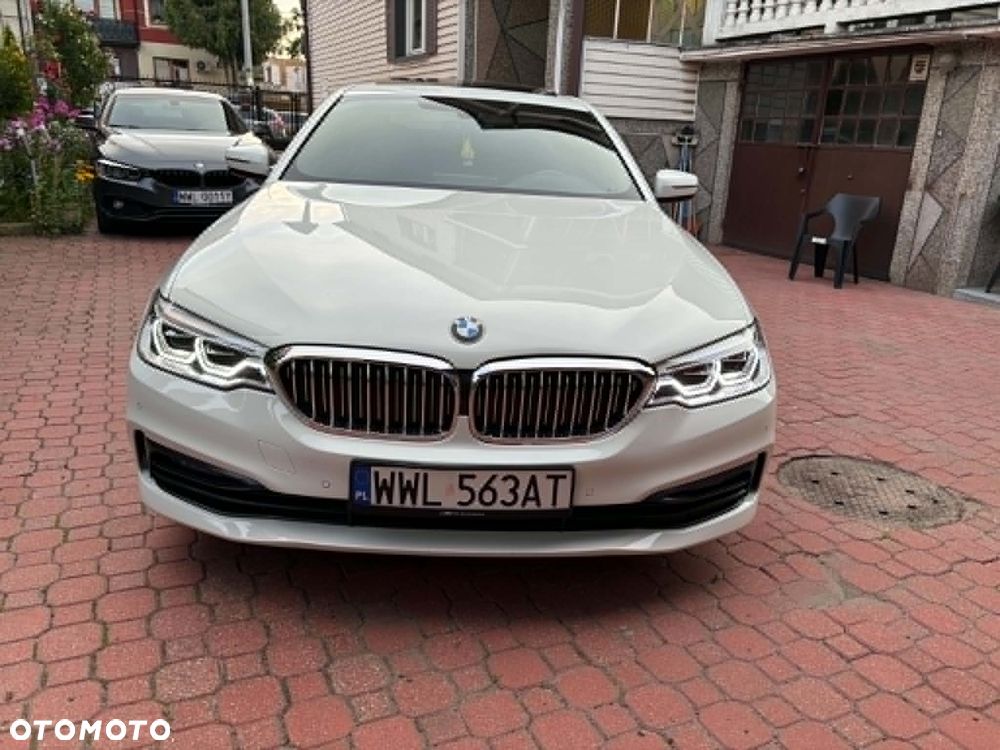 BMW Seria 5 530e iPerformance xDrive Luxury Line sport - 2