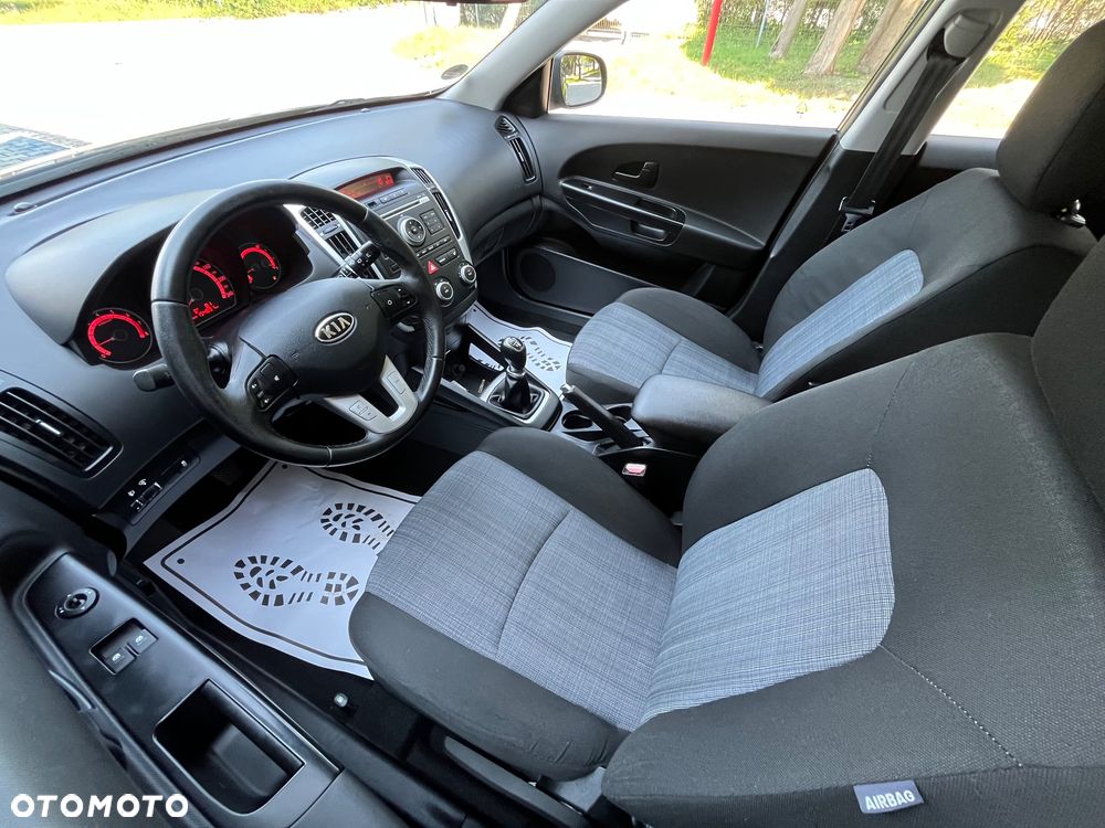 Kia Ceed 1.4 CVVT ISG Vision - 5