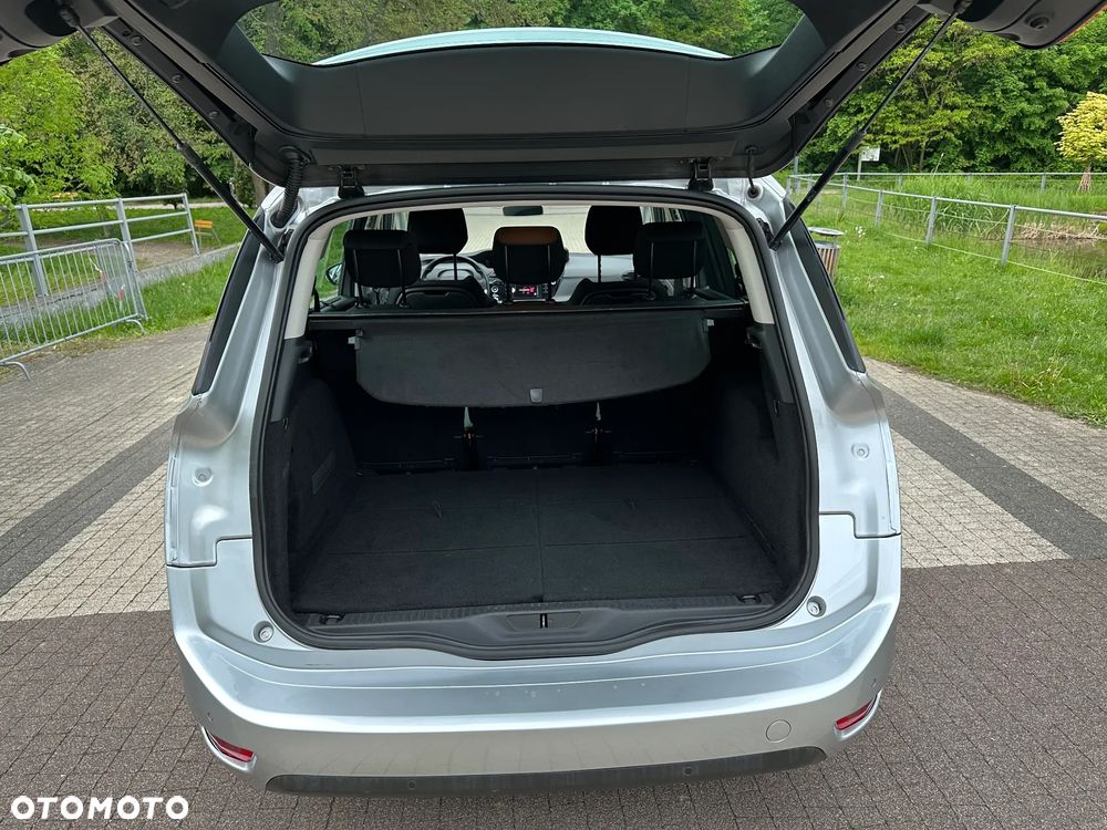 Citroën C4 Grand Picasso 1.6 e-HDi Exclusive - 16