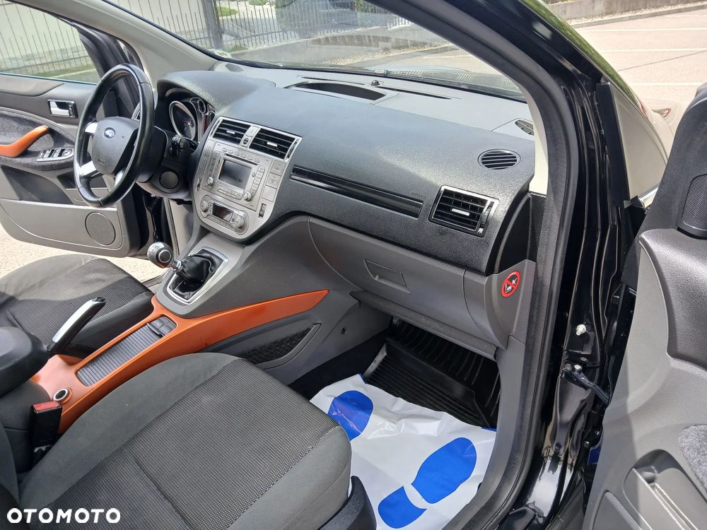 Ford Kuga 2.0 TDCi Titanium - 22