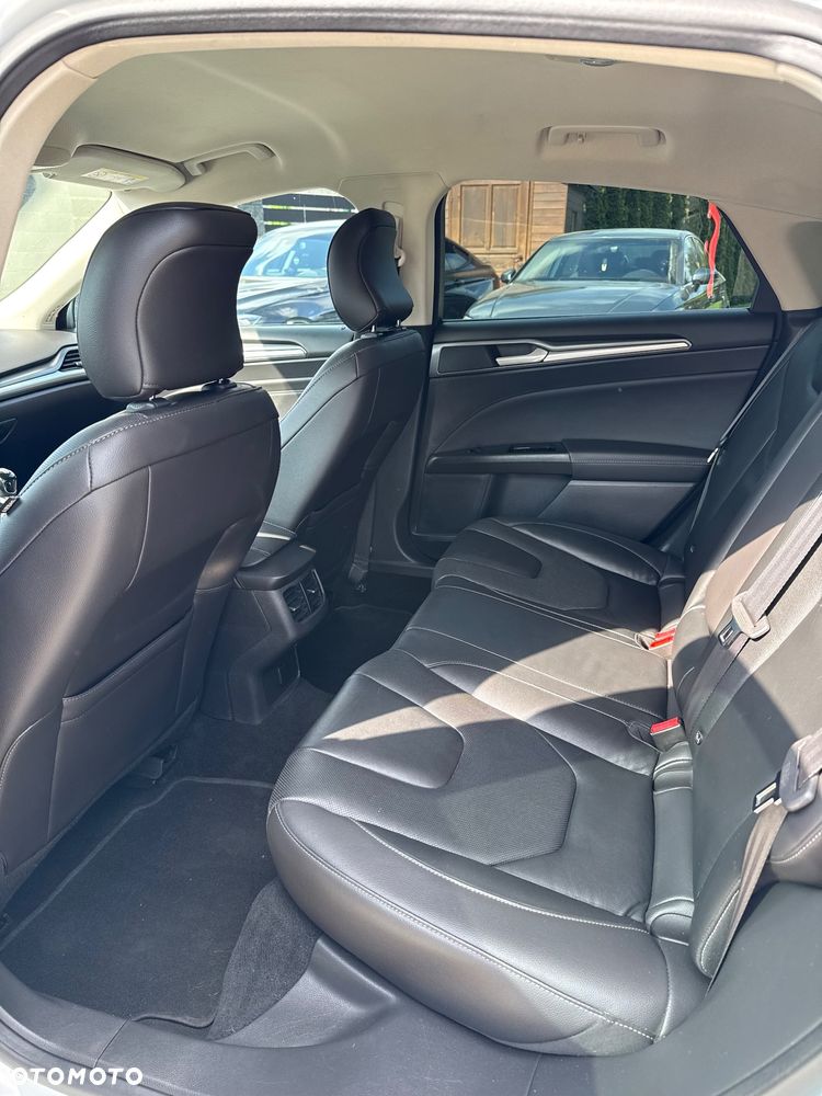 Ford Mondeo 1.5 EcoBoost ST-Line X - 30