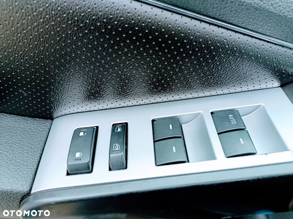 Mercury Mountaineer - 16
