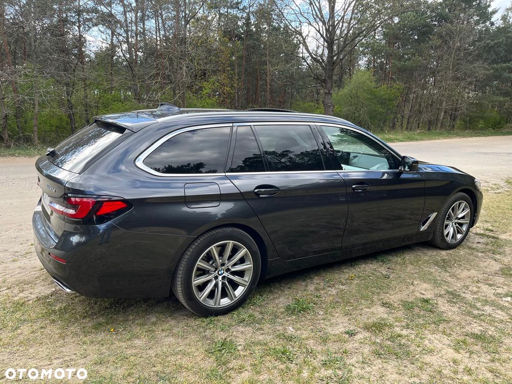 BMW Seria 5 520d Luxury Line sport - 12