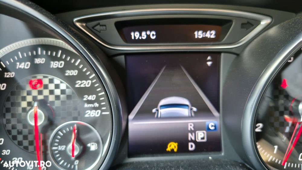 Mercedes-Benz A 180 7G-DCT - 9