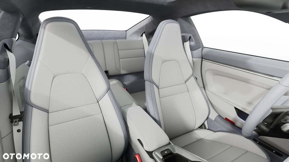 Porsche 911 Carrera - 8