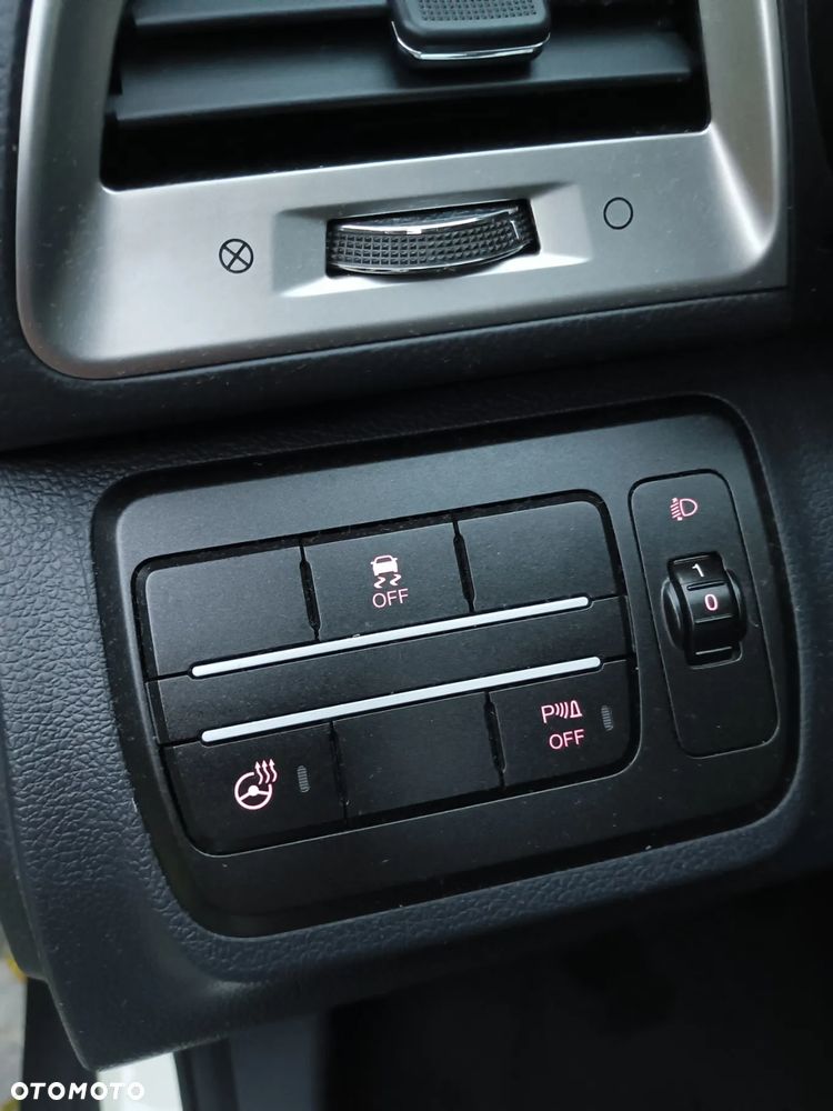 SsangYong/KGM Tivoli 1.6 Quartz - 19