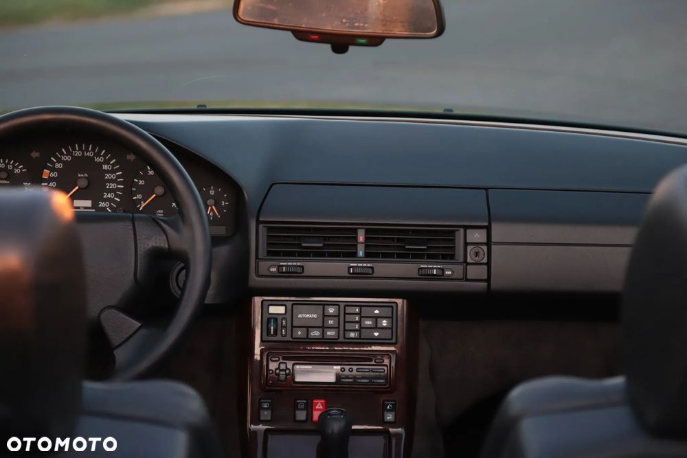 Mercedes-Benz SL - 9