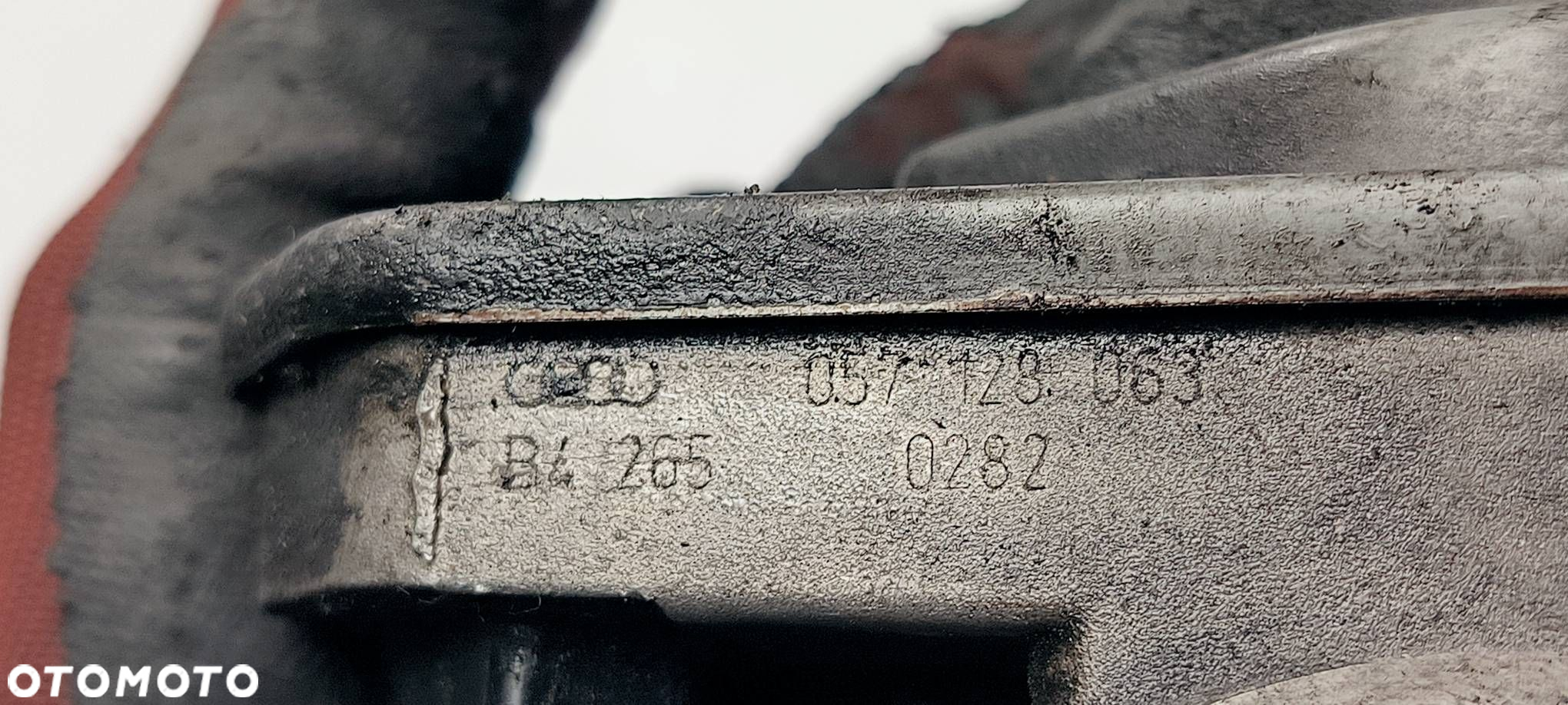 PRZEPUSTNICA AUDI A8 D3 057128063 - 5