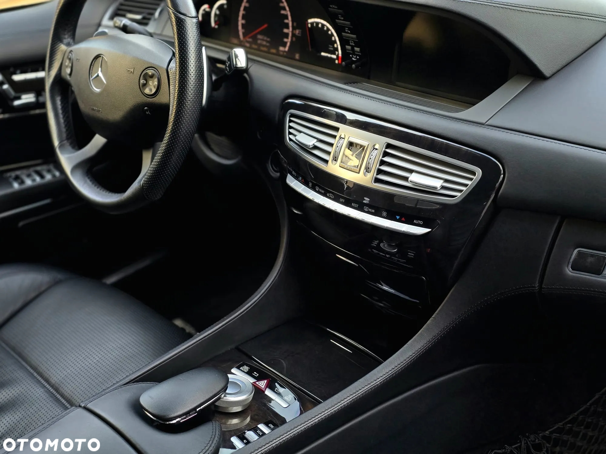 Mercedes-Benz CL 63 AMG 7G-TRONIC - 24