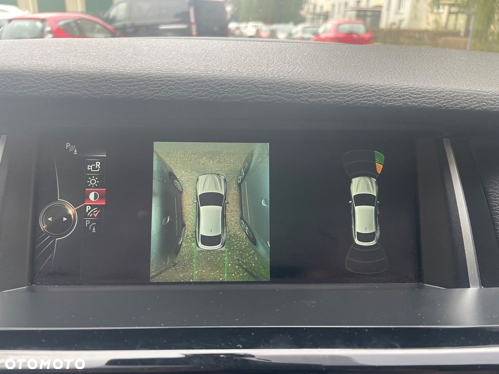 BMW X4 xDrive20d xLine - 25