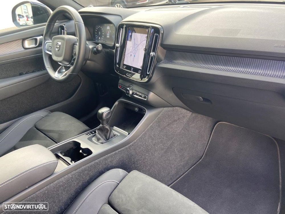 Volvo XC 40 1.5 T2 Core - 6