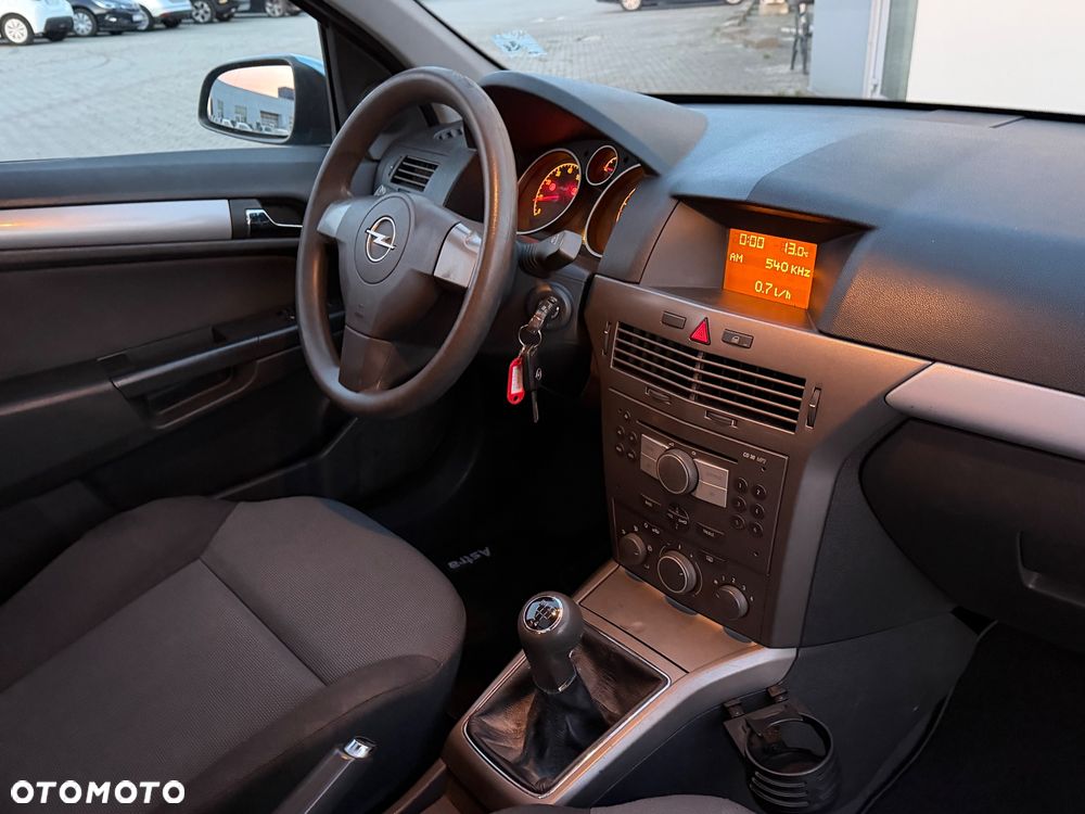 Opel Astra - 14