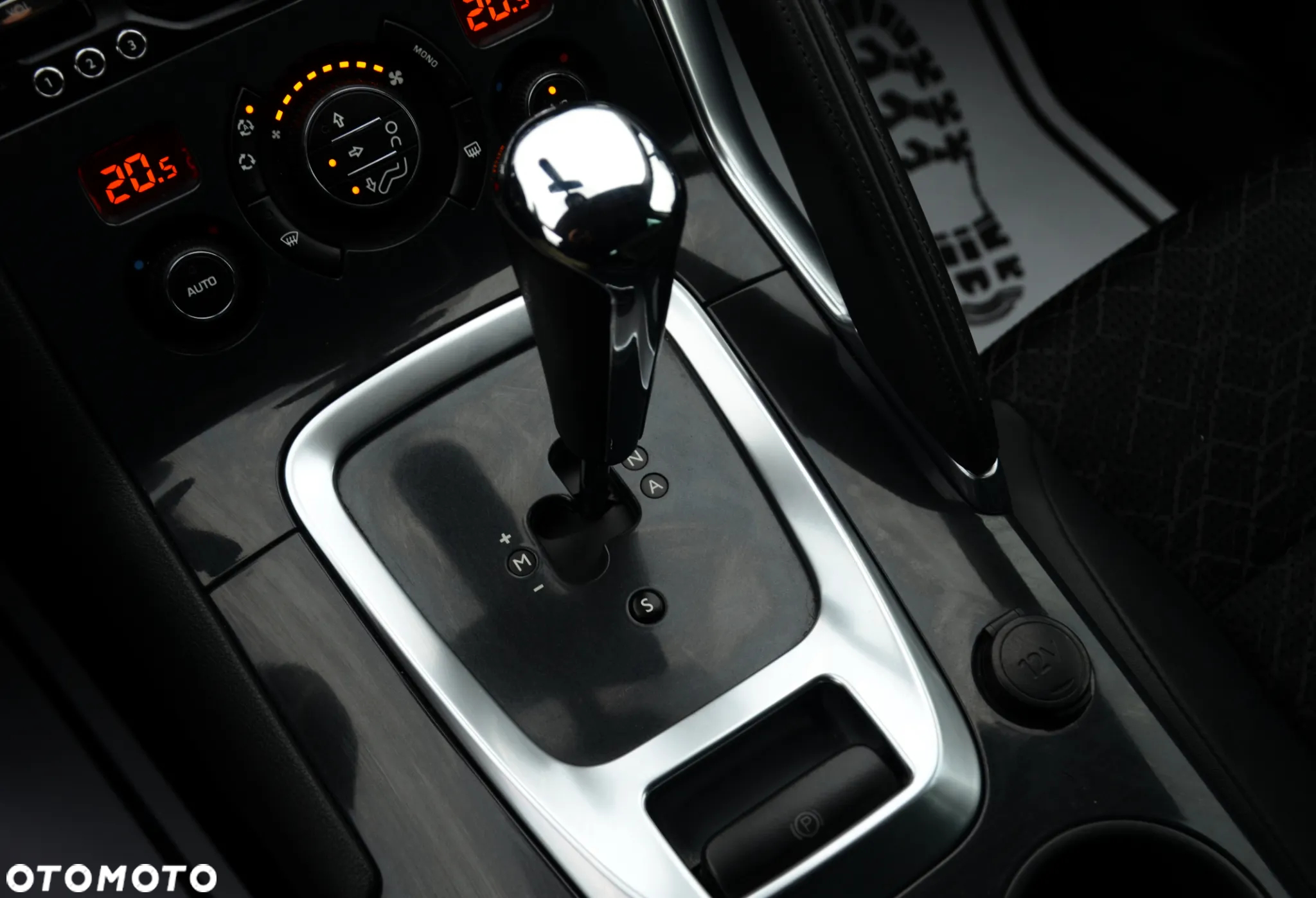 Peugeot 3008 e-HDi 115 ETG6 Stop&Start Allure - 18