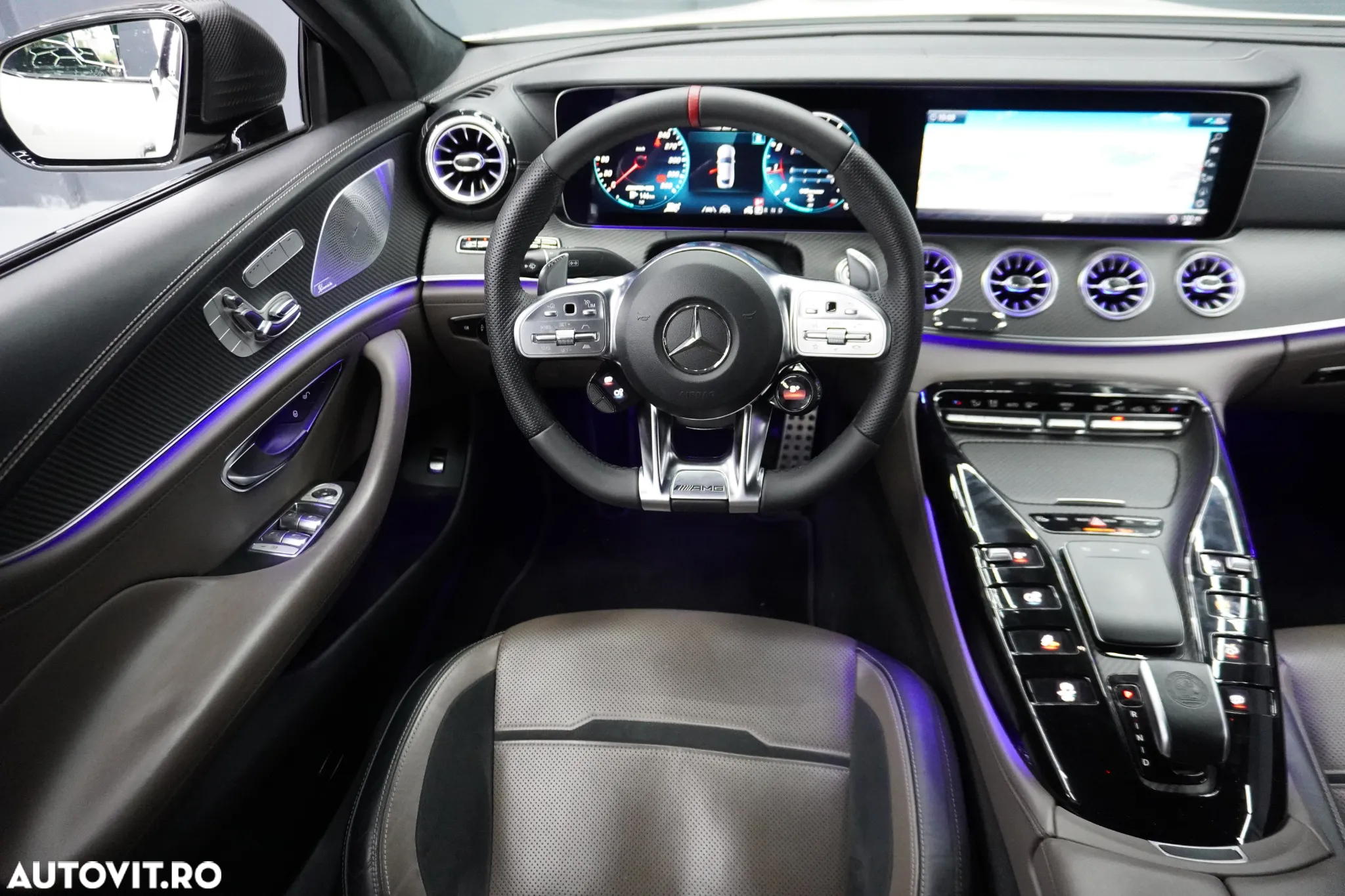 Mercedes-Benz AMG GT-S 63 4MATIC+ - 30