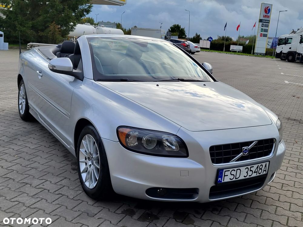 Volvo C70 2.0D Momentum - 3