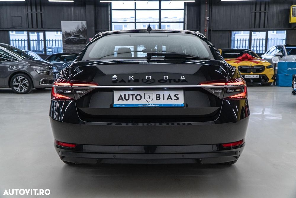 Skoda Superb 2.0 TDI DSG Style - 26