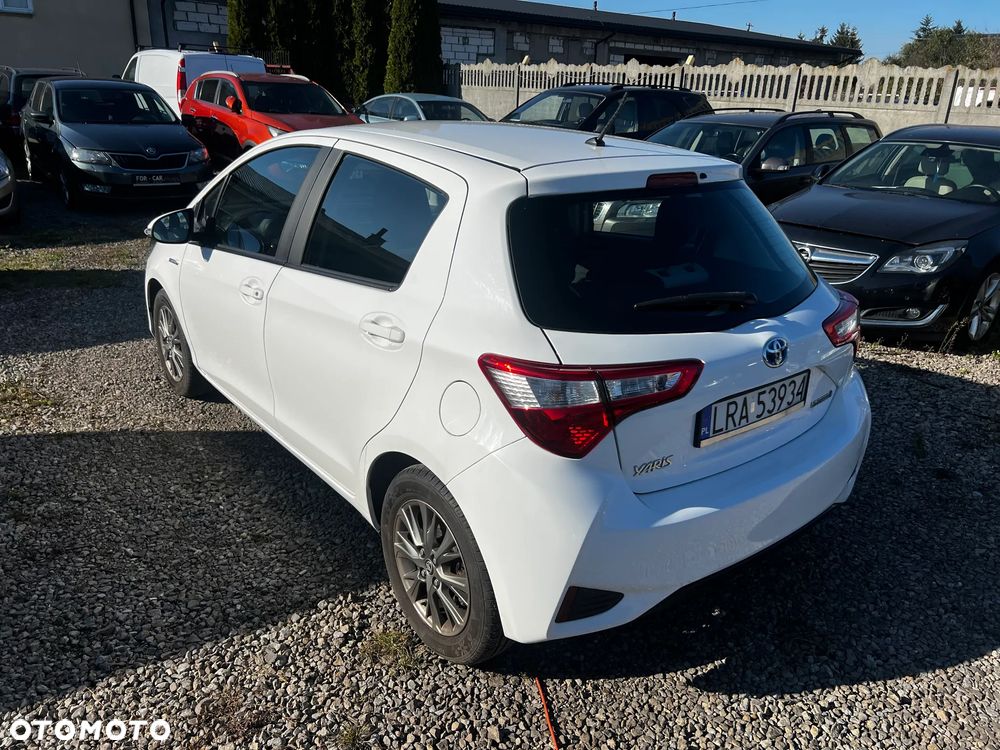 Toyota Yaris - 3