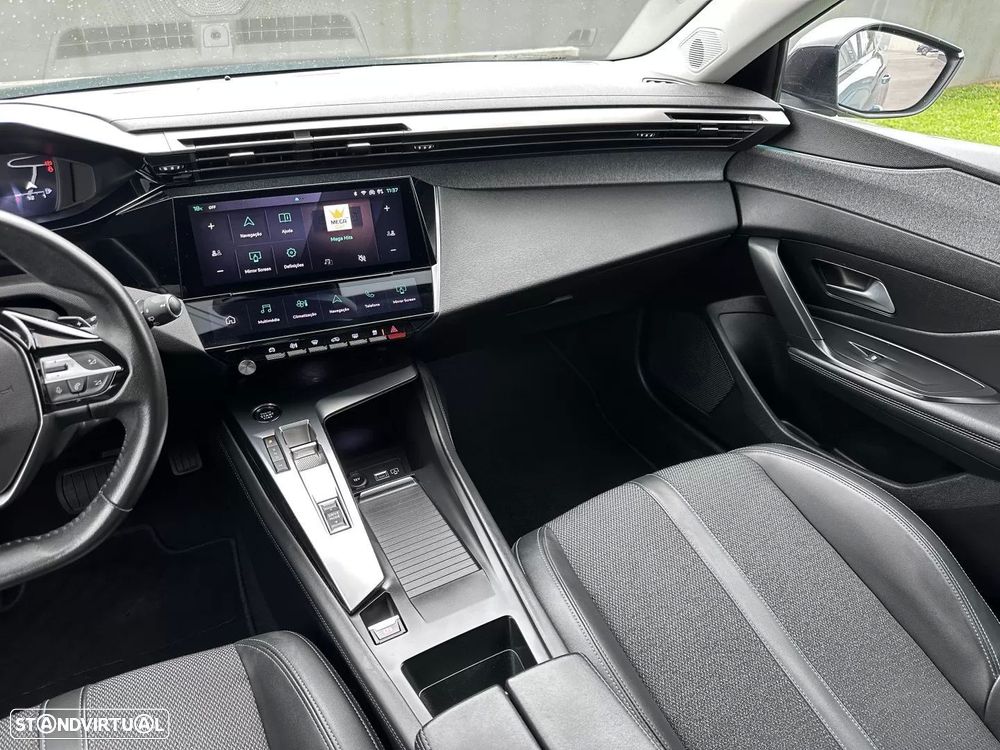Peugeot 308 SW 1.2 PureTech Allure Pack EAT8 - 27