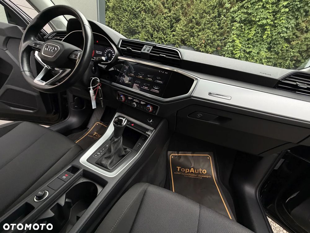 Audi Q3 35 TFSI S tronic - 16