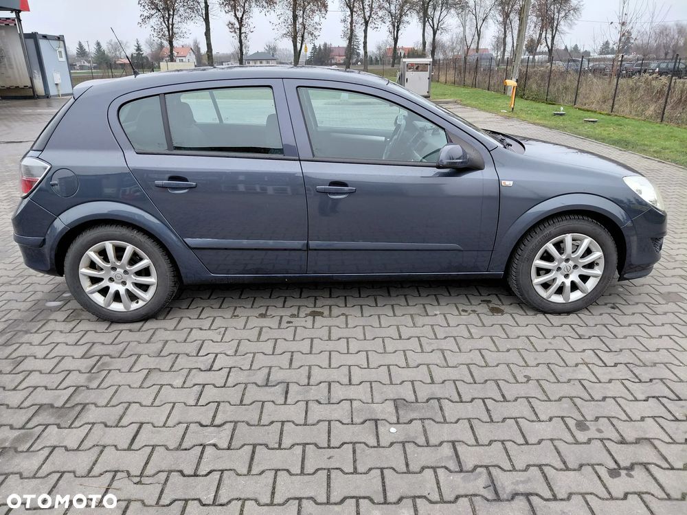 Opel Astra 1.6 - 10