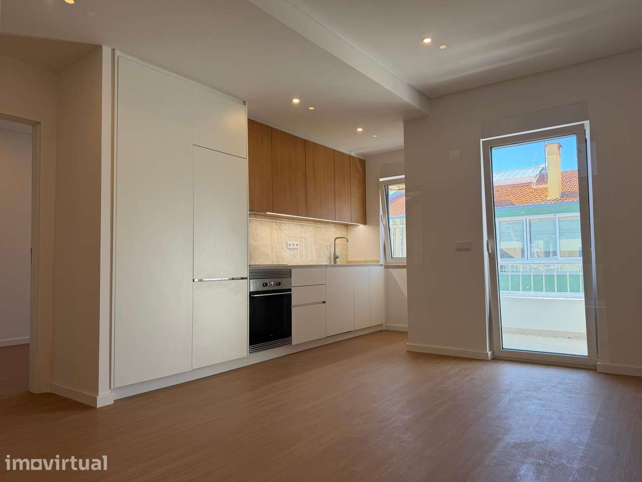 Apartamento Remodelado de 1 Quarto para Arrendar em Linda a Velha - Grande imagem: 3/10