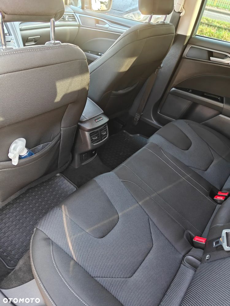 Ford Mondeo 2.0 TDCi Titanium PowerShift - 6