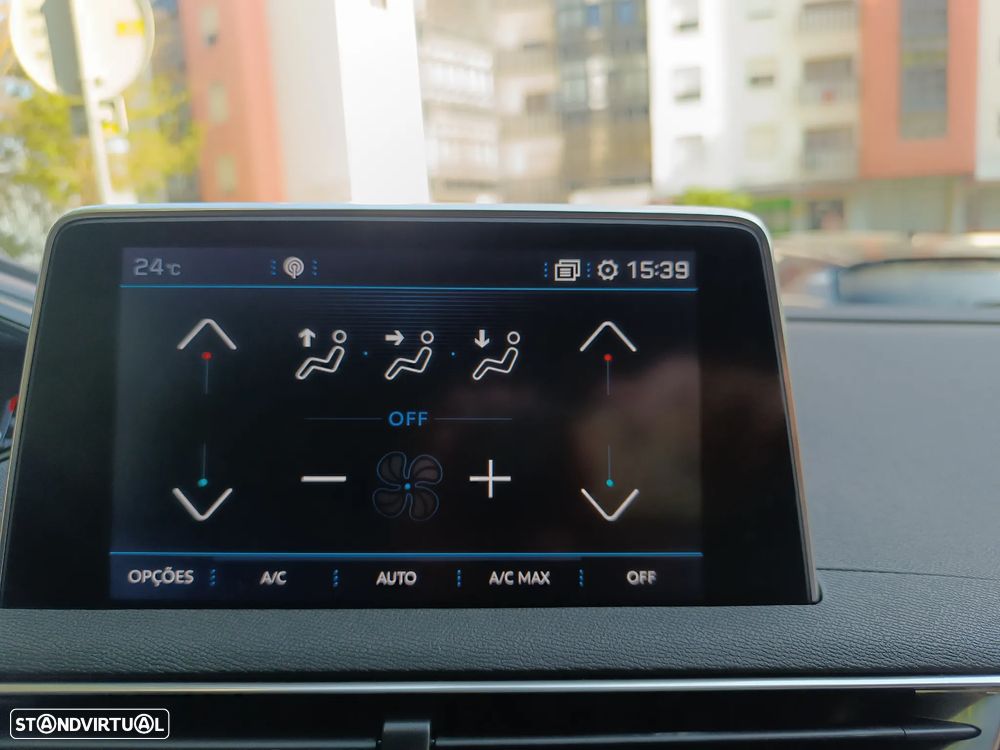 Peugeot 3008 1.2 PureTech Allure Pack - 42