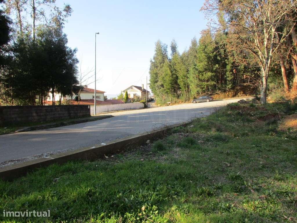 Terreno p/ arrendar na Zona Industrial de Queijada - Grande imagem: 4/5