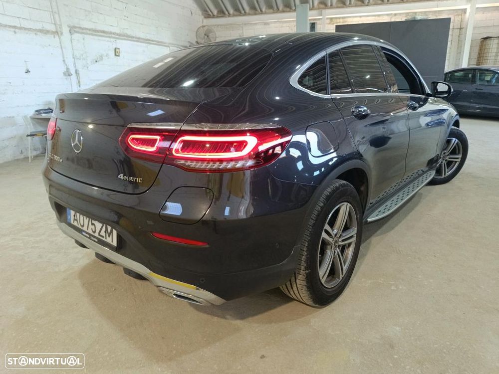 Mercedes-Benz GLC 300 e Coupé 4Matic - 4
