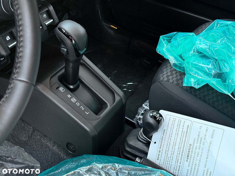 Suzuki Jimny - 13