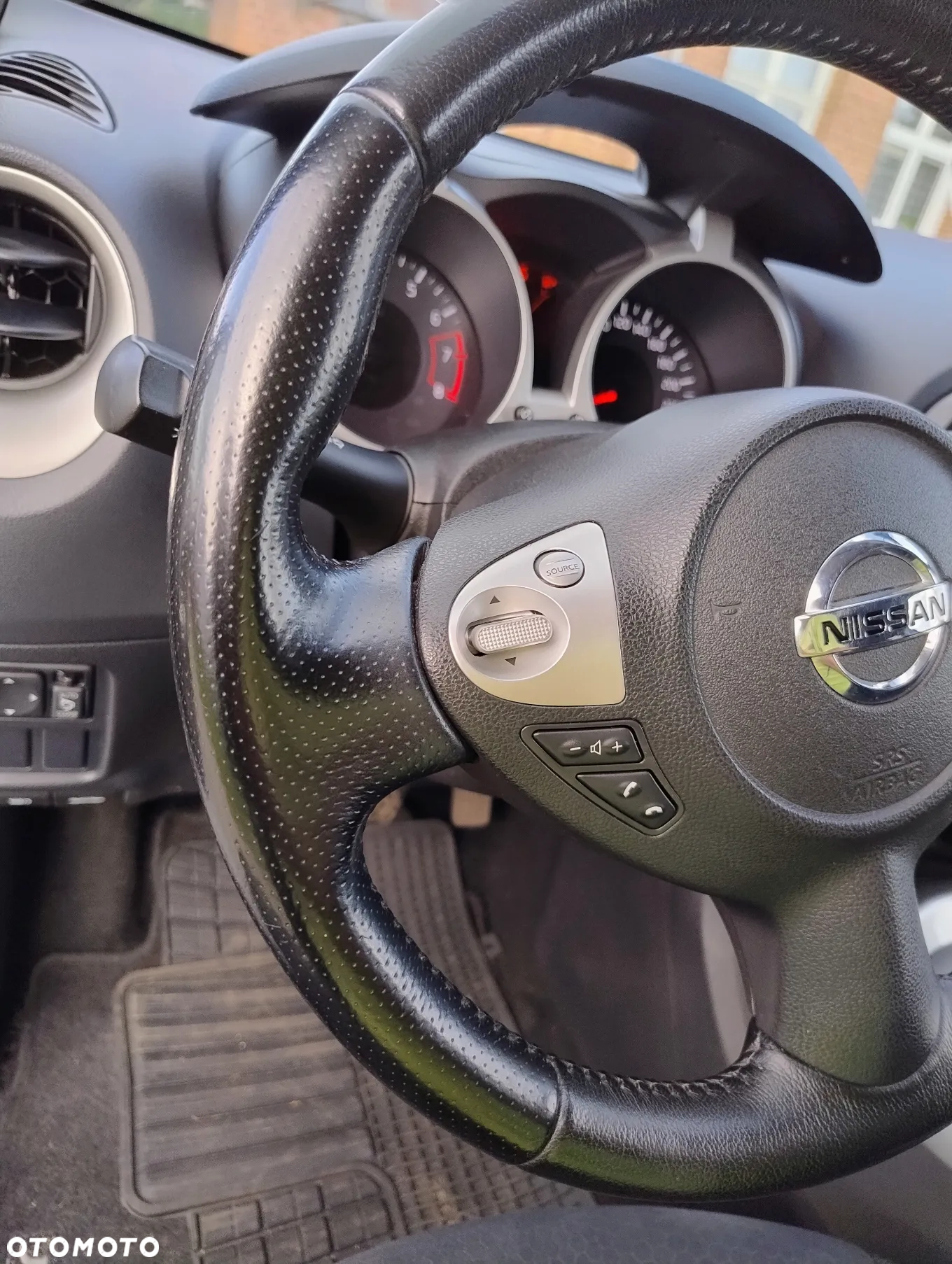 Nissan Juke 1.6 Tekna - 17