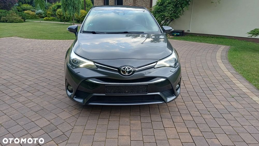 Toyota Avensis 1.8 Prestige - 5