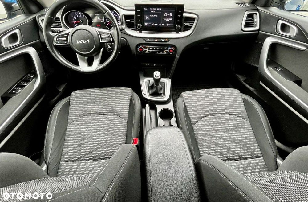 Kia Ceed 1.5 T-GDI M - 7