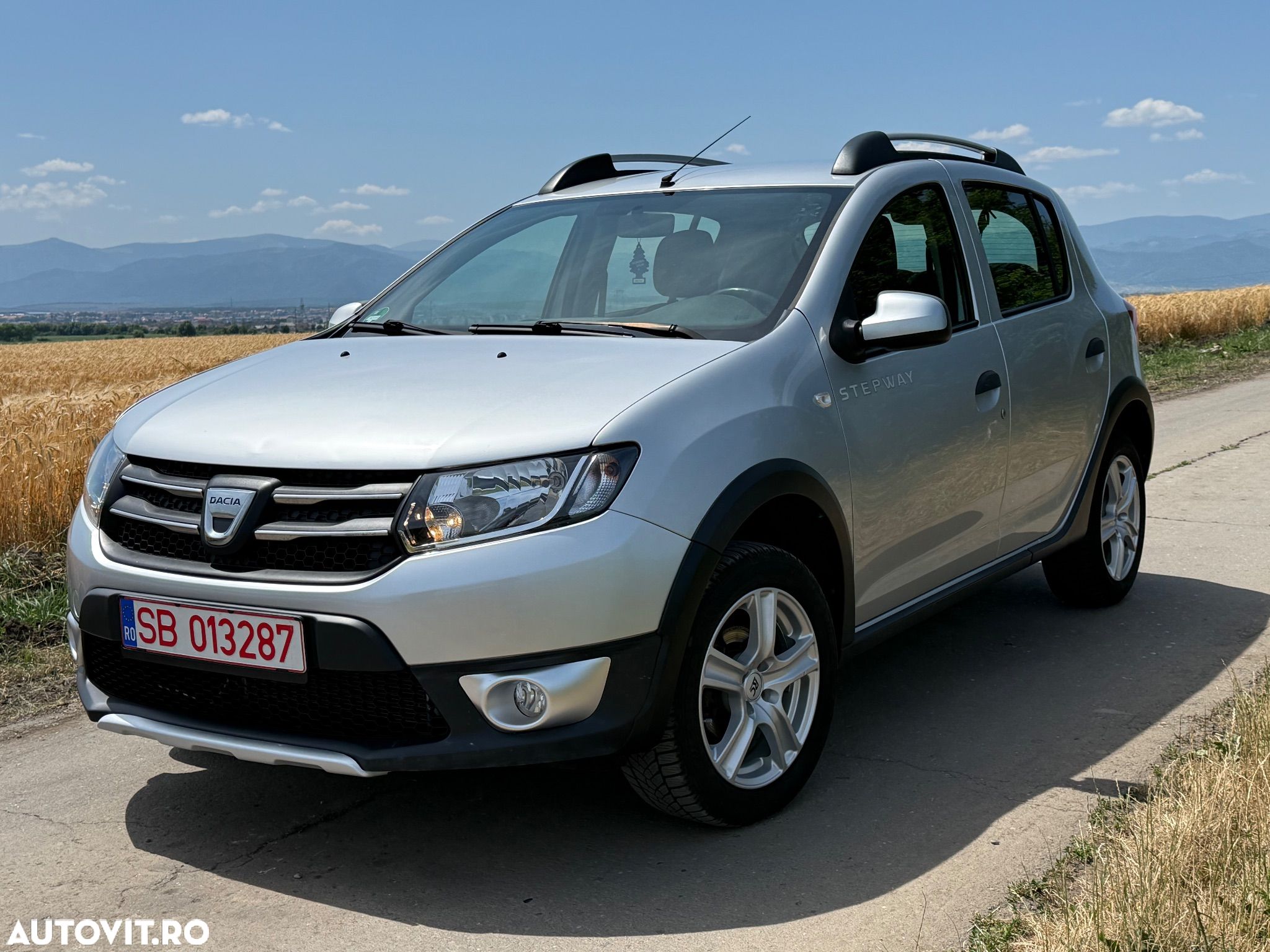 Dacia Sandero Stepway dCi 90 (S&S) Celebration - 1