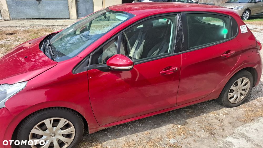 Peugeot 208 - 2