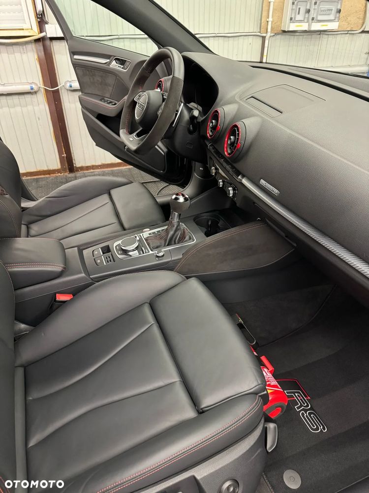 Audi RS3 Sportback - 6