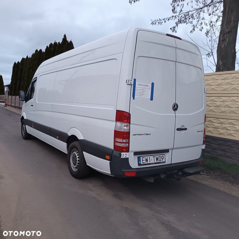 Mercedes-Benz Sprinter 319 - 4